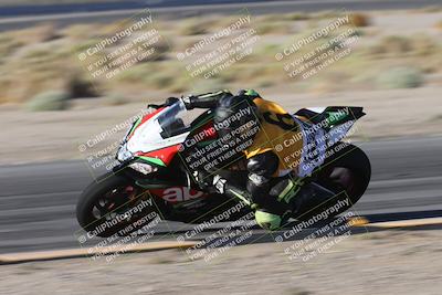 media/Sep-20-2025-Race Pace (Sat) [[d4e1b33f4d]]/Non Verified/Turn 4 Inside (8am)/